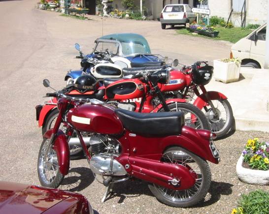 motos et messerchmitt 2.jpg